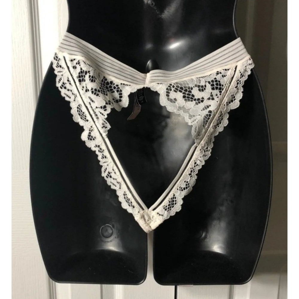 Victoria's Secret Very Sexy White Lace Open Back Cheekini Panty Large NWT